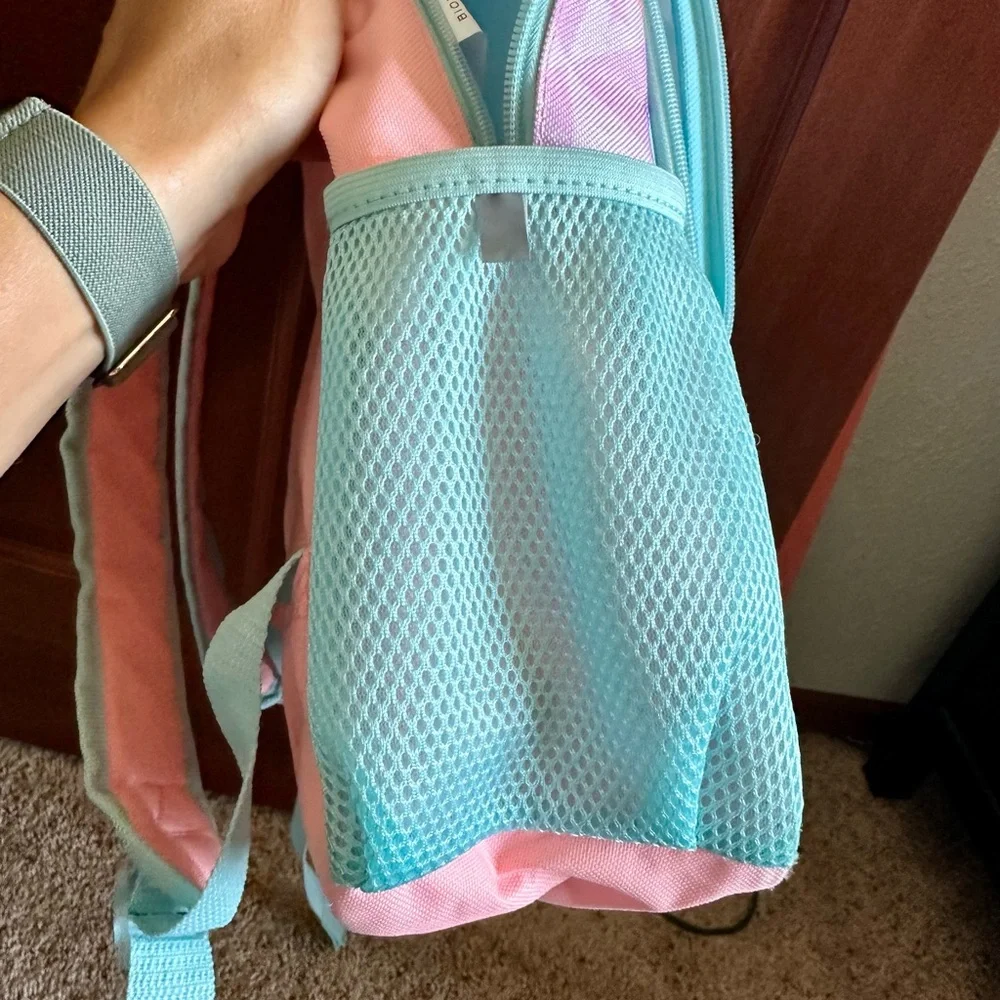 Frozen Backpack - Picture 6 of 6